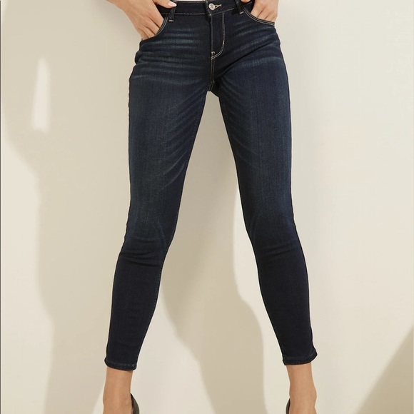 Guess Ultra Low Rise Skinny Jean - 29 reg. - Picture 10 of 10
